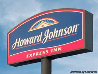 Howard Johnson By Wyndham Beckley Exterior photo
